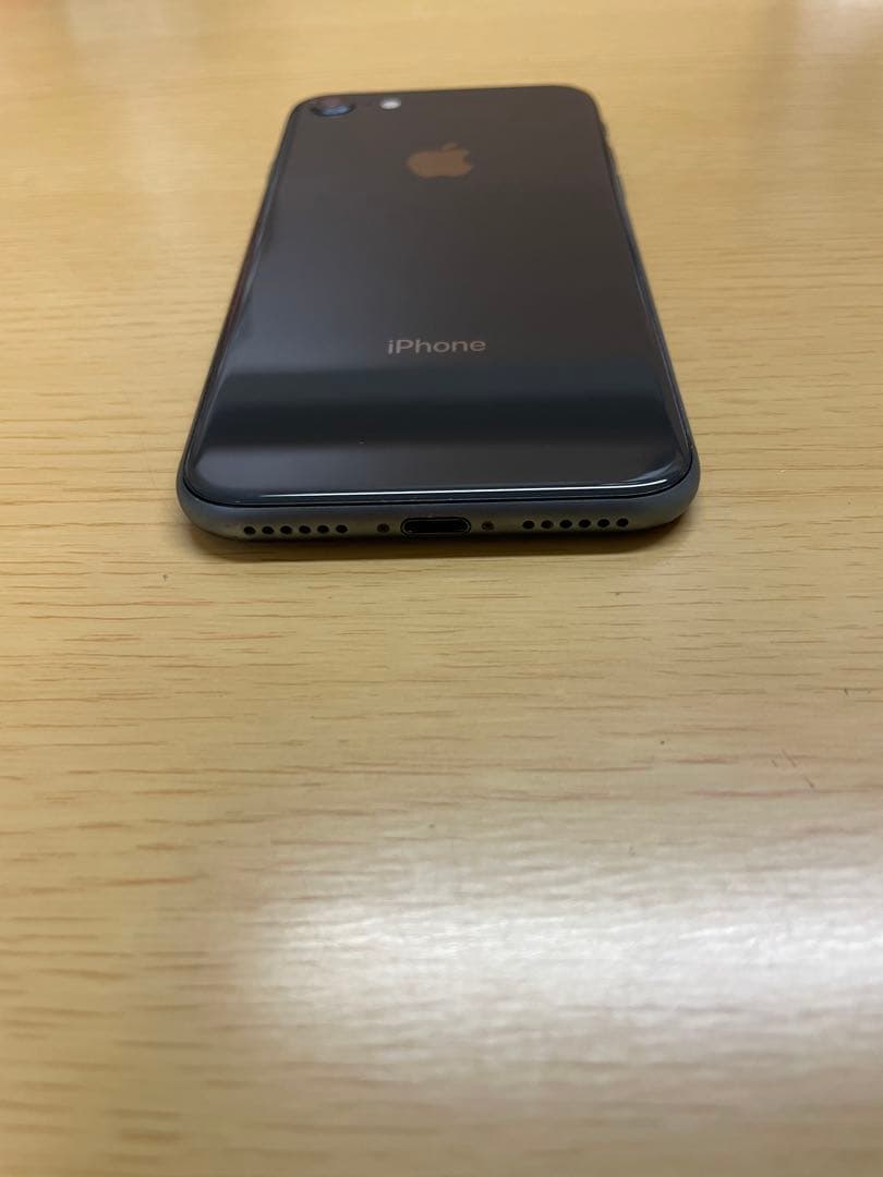 Apple iPhone 8 ブラック 64GB