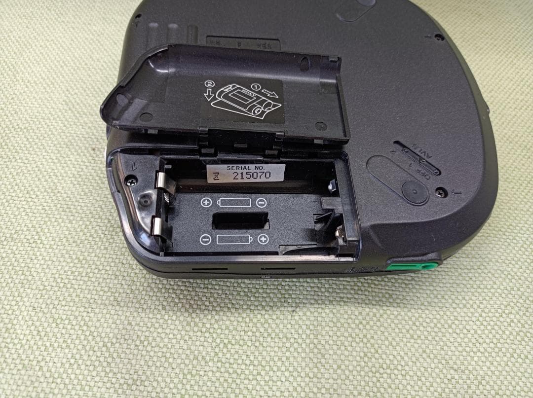 都《AEANN》　Discman　ESP D-335　ポータブルCDプレーヤー