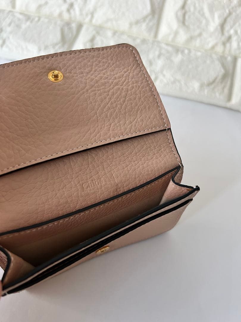 Chloe クロエ　ピンクベージュ　レザー名刺入れ ロゴ金具付き　カード入れ