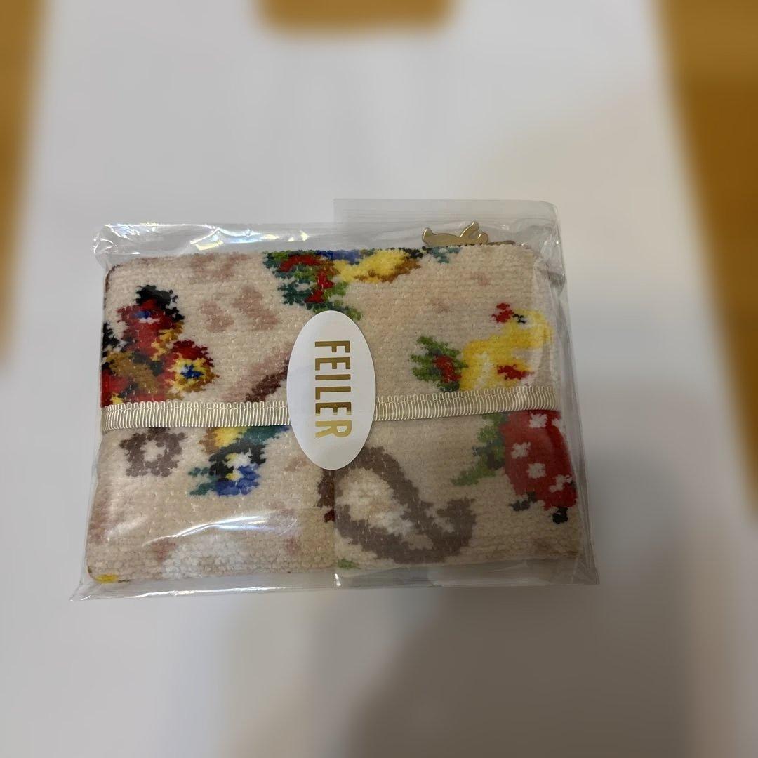 【FEILER】　ティッシュケース＆ハンカチ