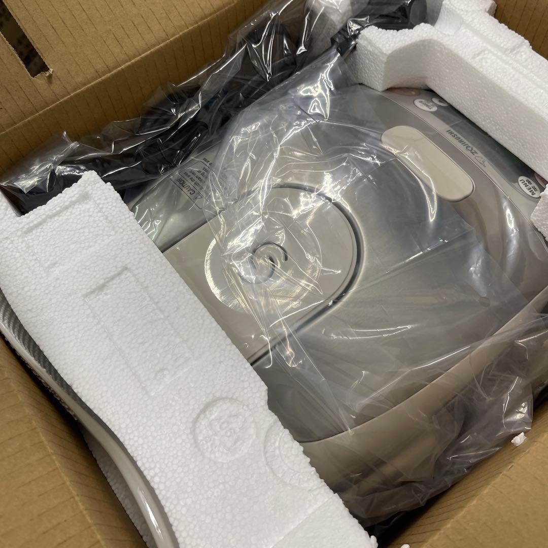 海外用炊飯 象印220v NS-LLH05 3合 新品 3cup