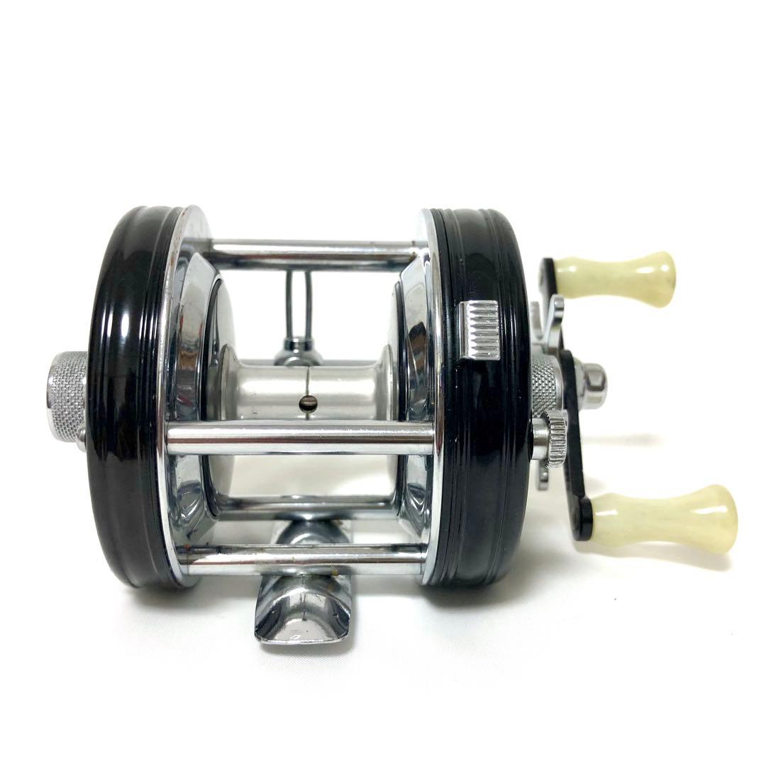 最初期 ４つネジ 5000C アブ アンバサダー ABU AMBASSADEUR