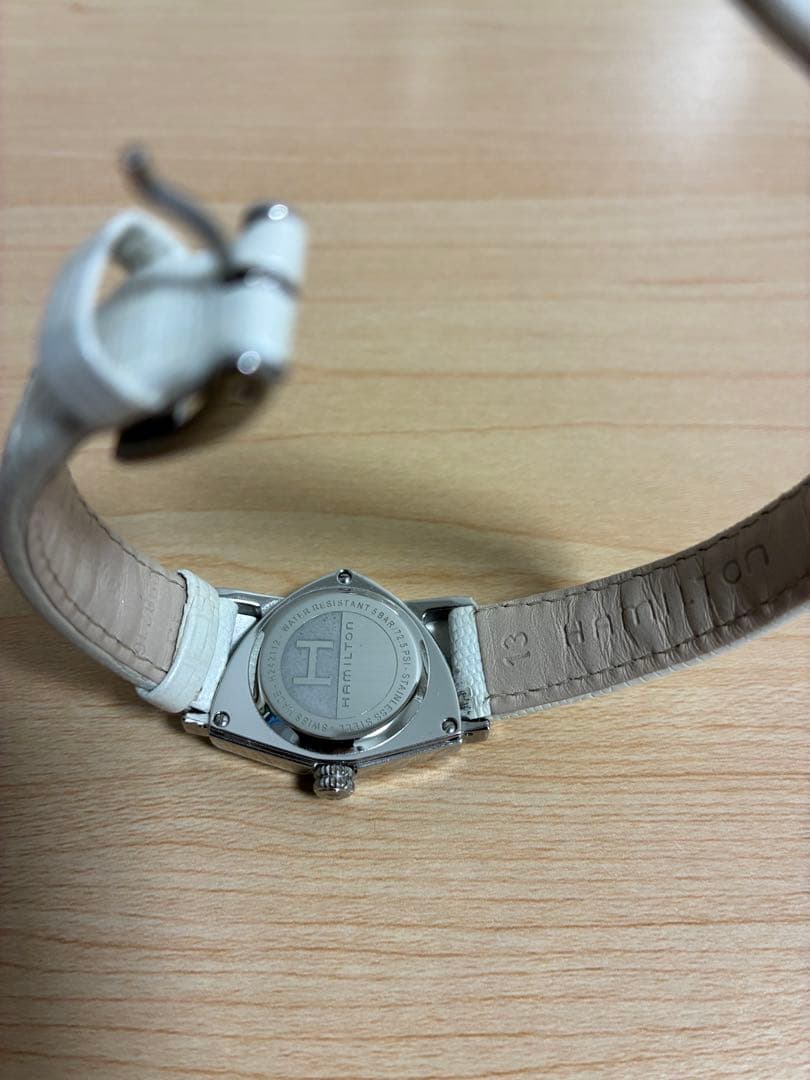 【Hamilton】ハミルトン　ベンチュラ　ホワイト