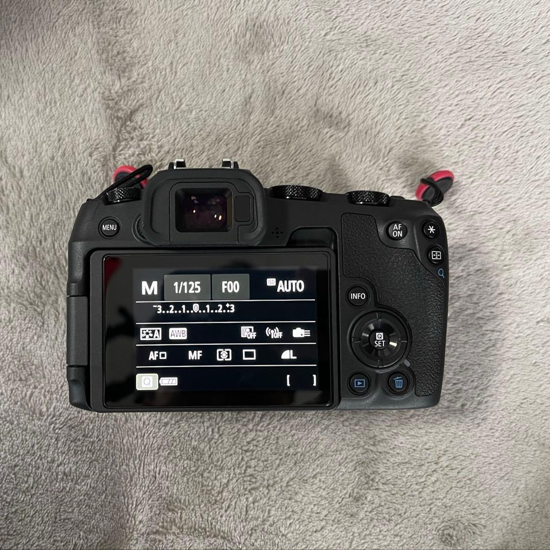 Canon EOS RP ミラーレス一眼 レンズセット