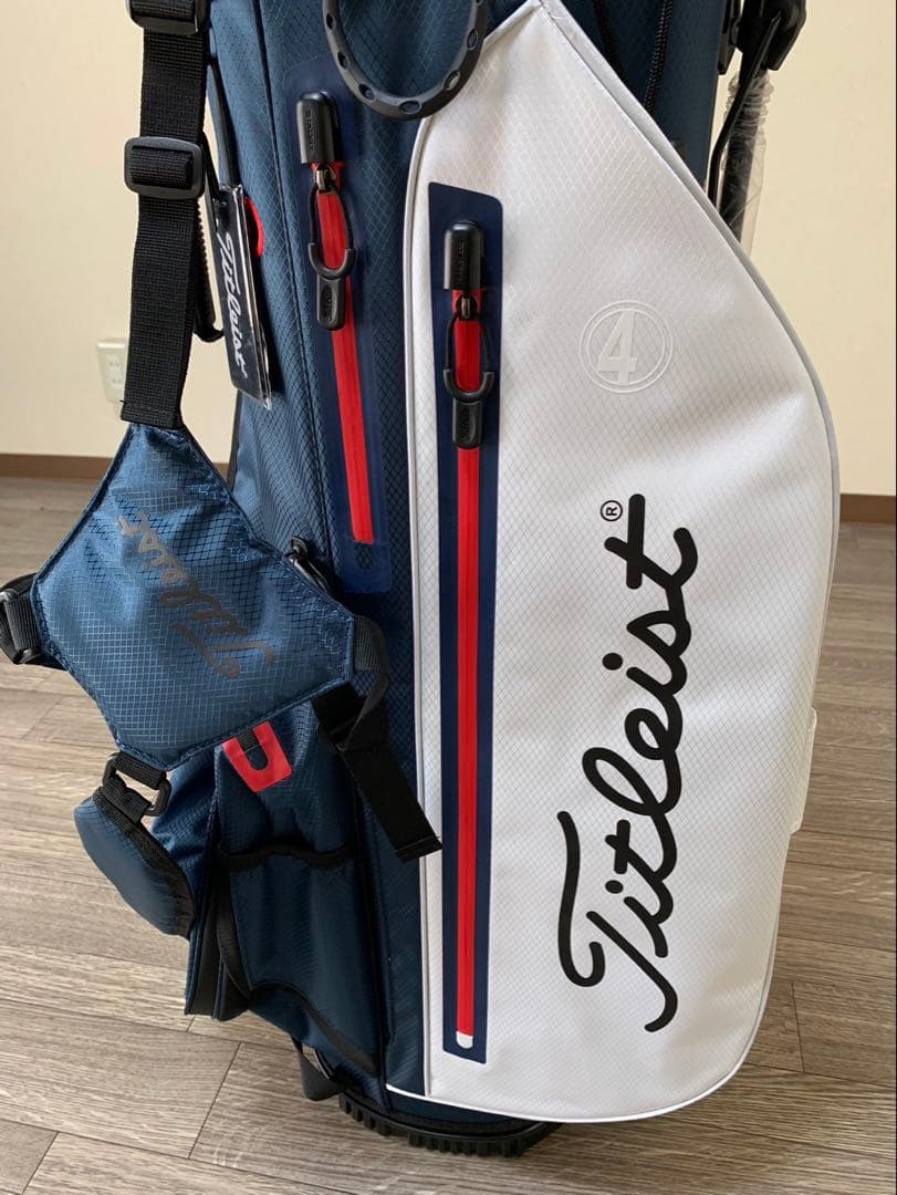 タイトリストPlayers 4 スタンド式キャディバック機能性豊かな14分割！