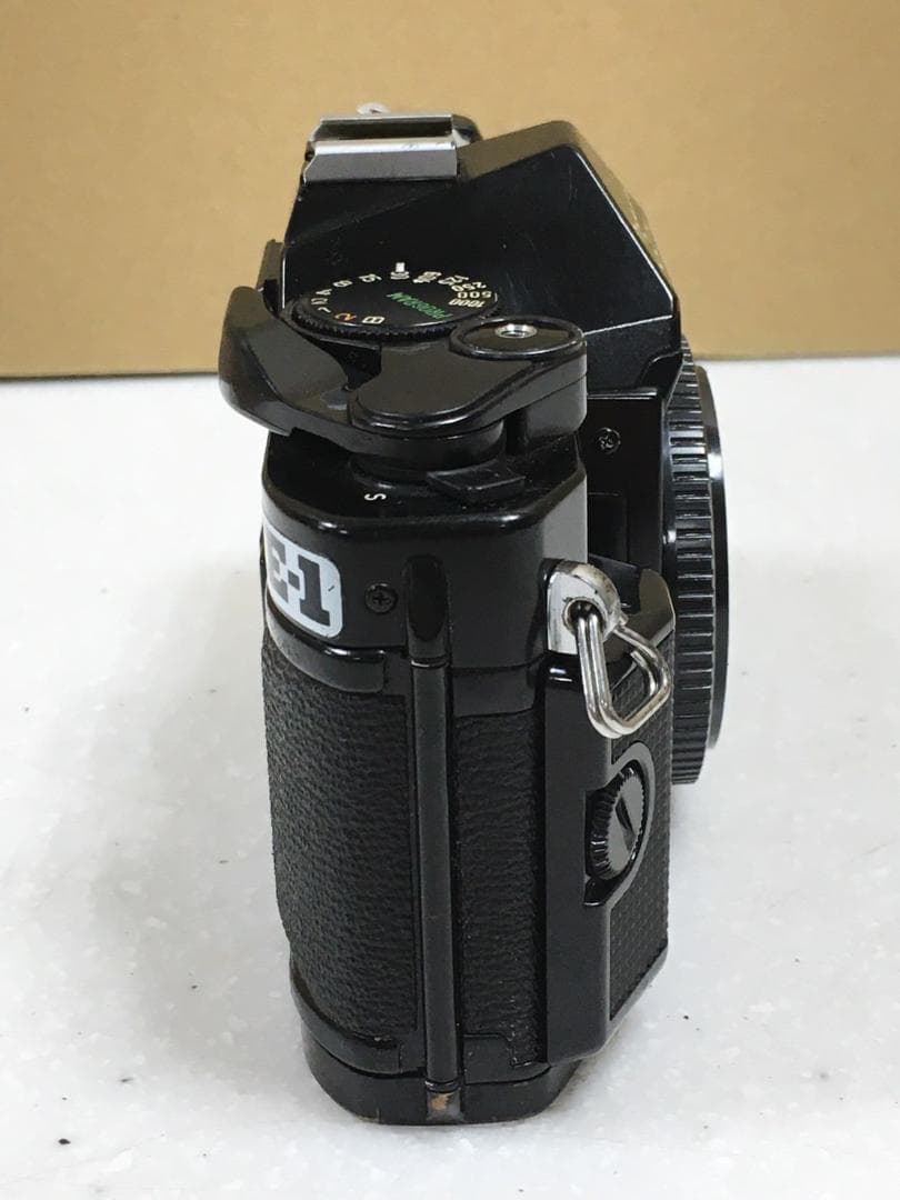 241214か　Canon AE-1 ボディ 黒 ブラック 　フィルムカメラ