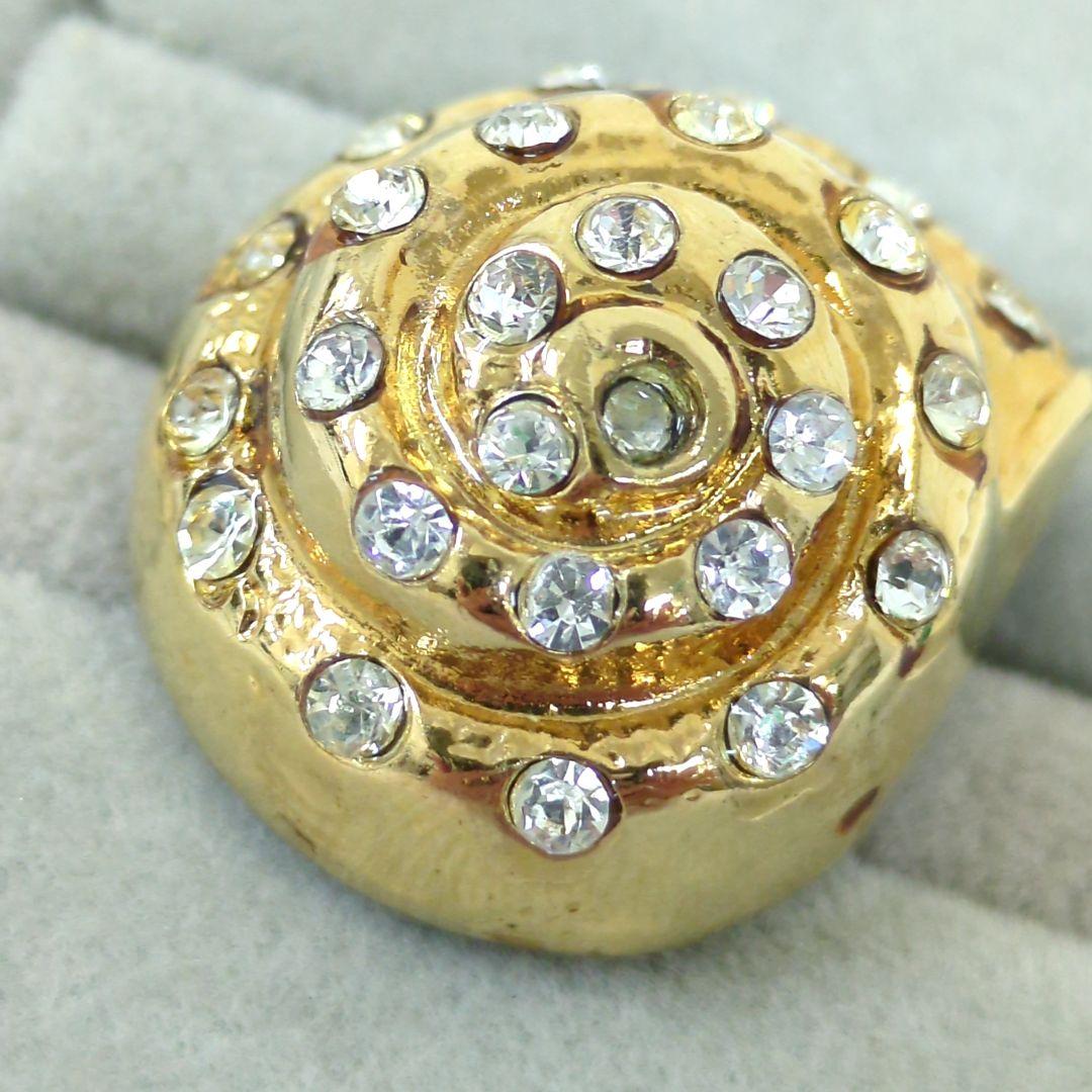 ジャンニヴェルサーチェ クリスタルラインストーン ピンブローチ ゴールドカラー