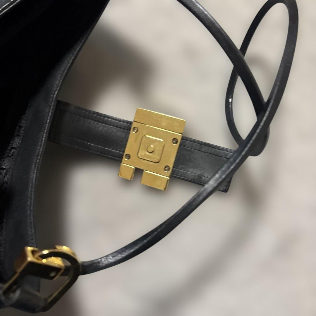 GUCCI ワンショルダーバック