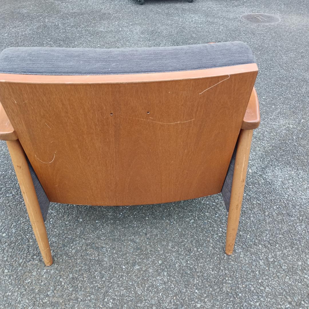 １９８１）1人掛けソファー