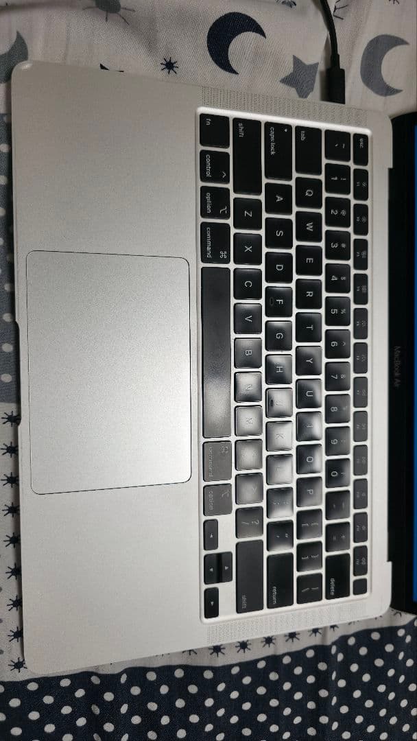 MacBook本体 MacBook Air 2020 i5 8GB/ 512GB