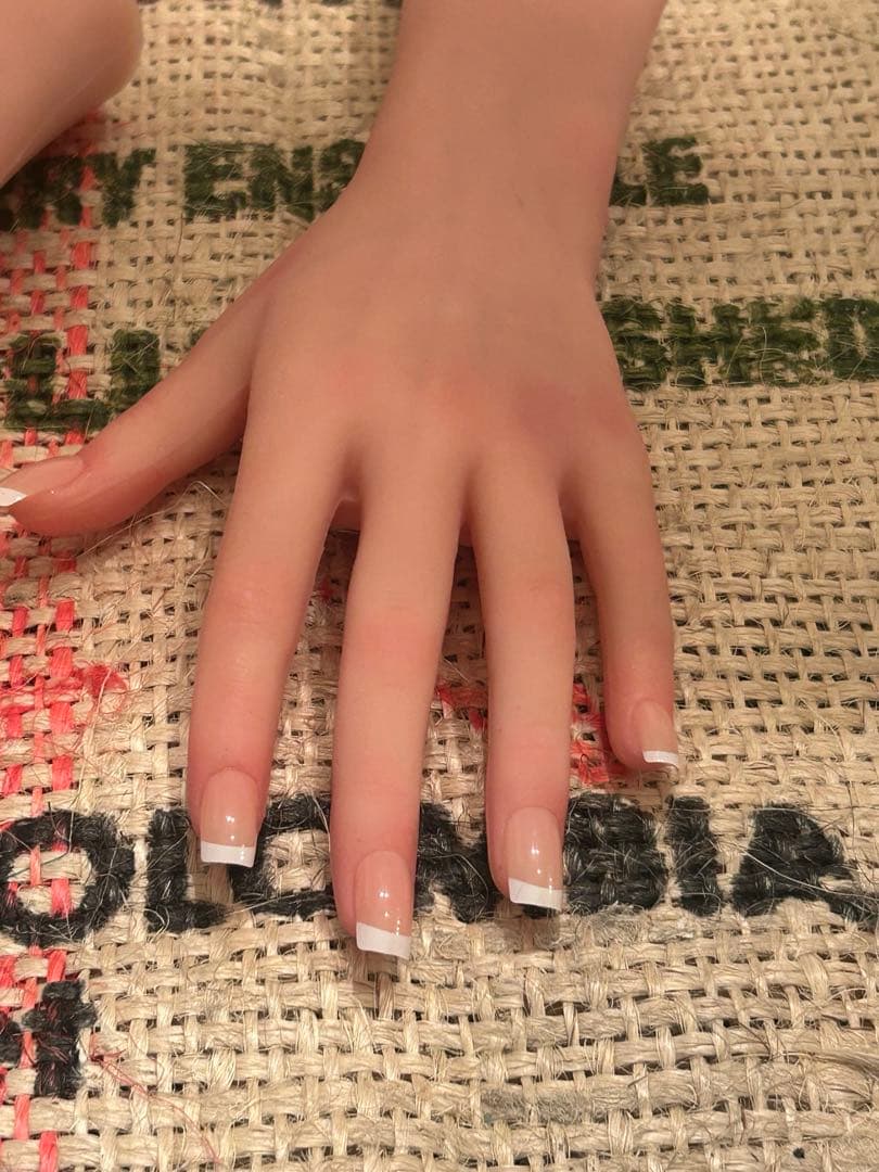 ❣️シリコン製★ハンドマネキン★ハンドトルソー★3D手模型★女性の手★ネイル付き