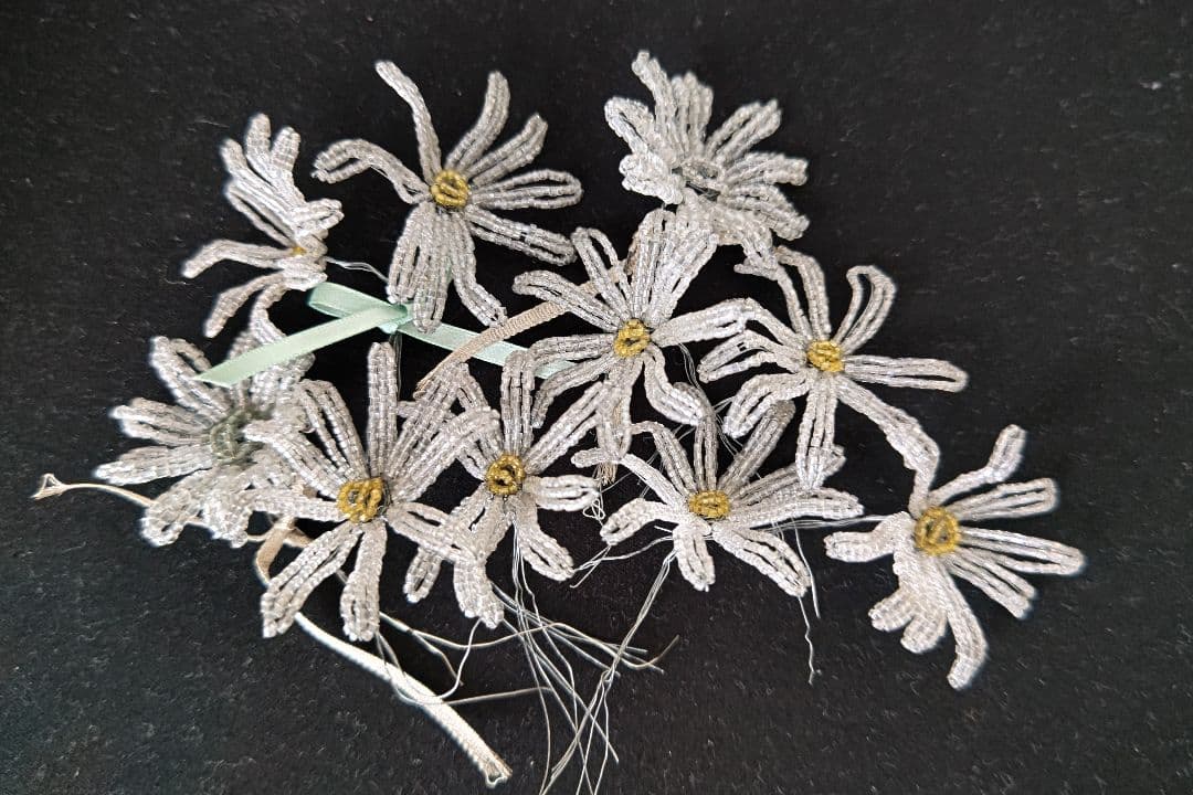 フランス　アンティーク　フレンチビーズフラワー　ビーズフラワーB