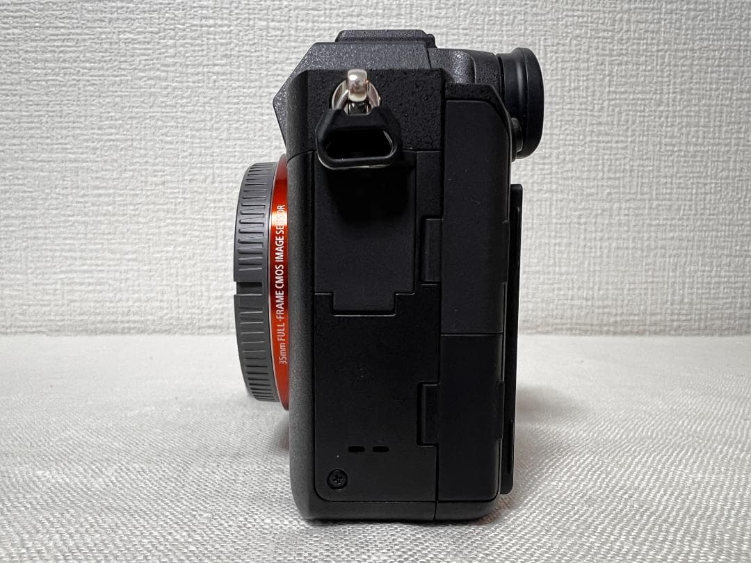 週末限定！高解像度 SONY α7RⅣ フルサイズミラーレス （6100万画素）