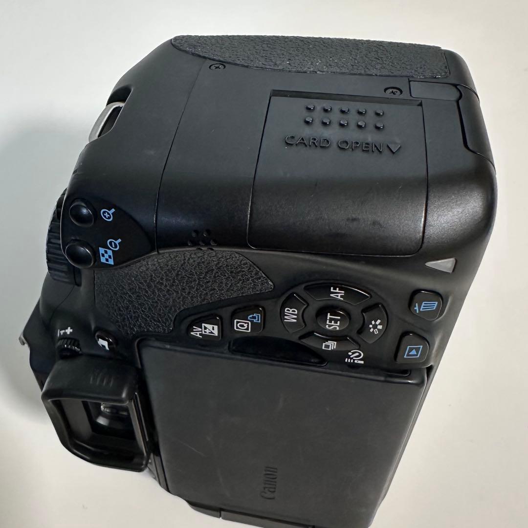 Canon EOSKiss X6i 一眼レフ + 50mm レンズ SDカード付