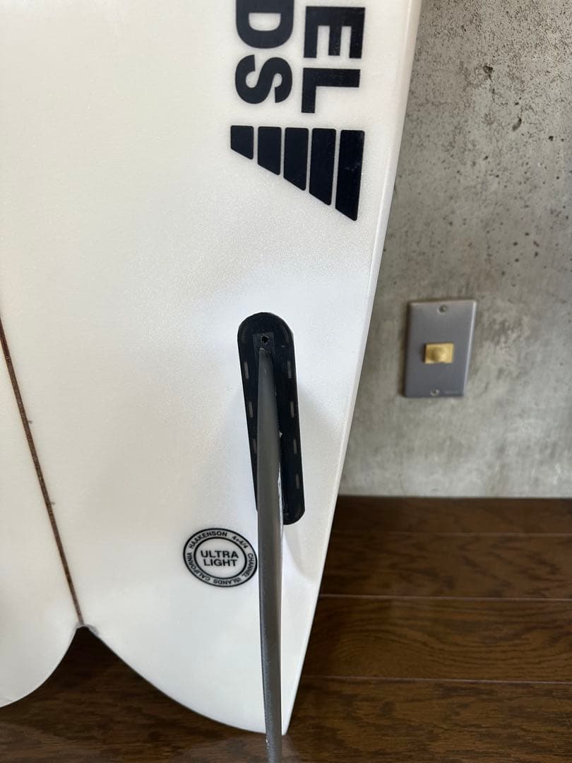 CHANNEL S CIフィッシュ　5.8 フィン付き