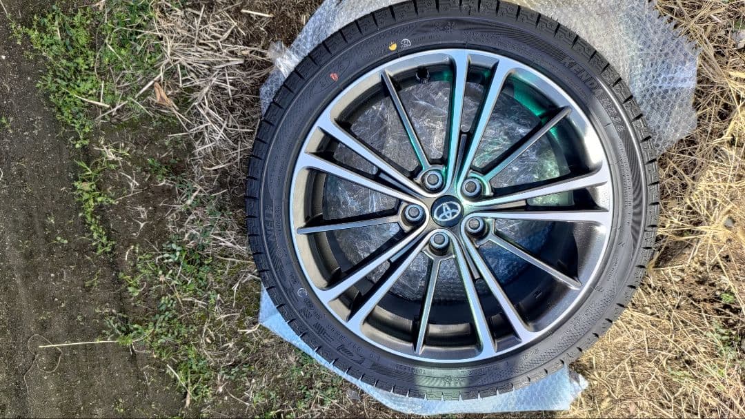 a*a様 トヨタ（スバル）純正ホイール Kenda KR36 215/45R17