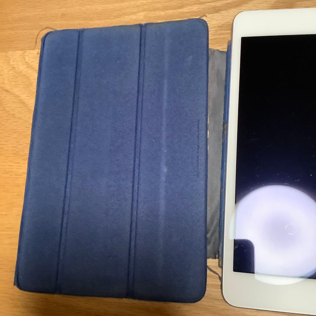 iPad mini 4 128GB Wifi cellular モデル シルバー