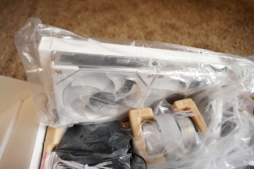 【即発送】Lian Li GA II TRINITY SL-INF240