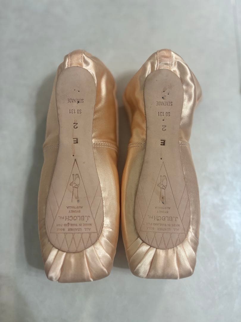 新品BLOCH トウシューズ セレナーデE幅2