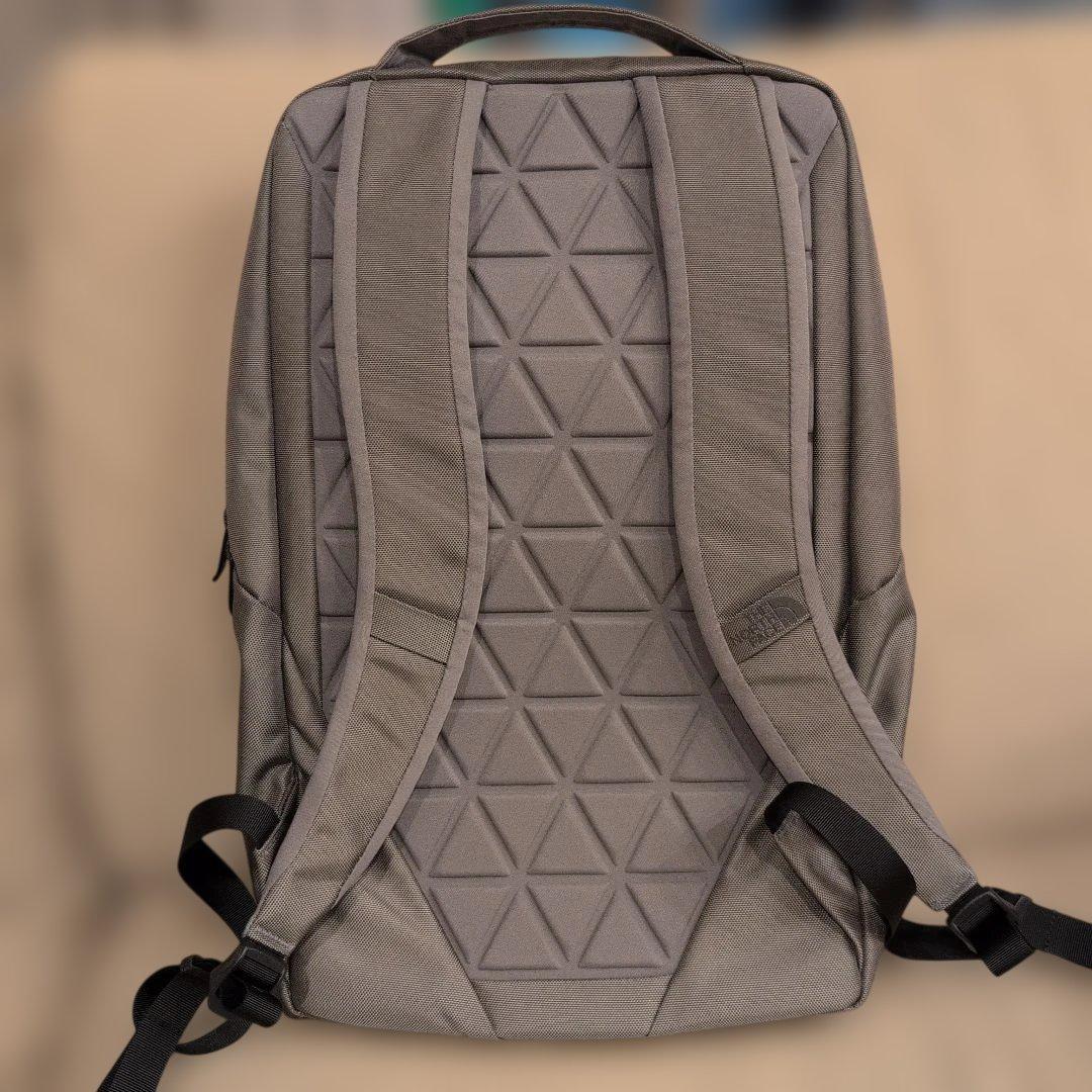 THE NORTH FACE シャトル デイパック スリム