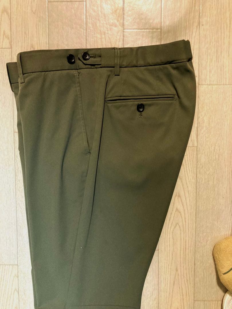 デサントスタイリッシュストレッチスーツ