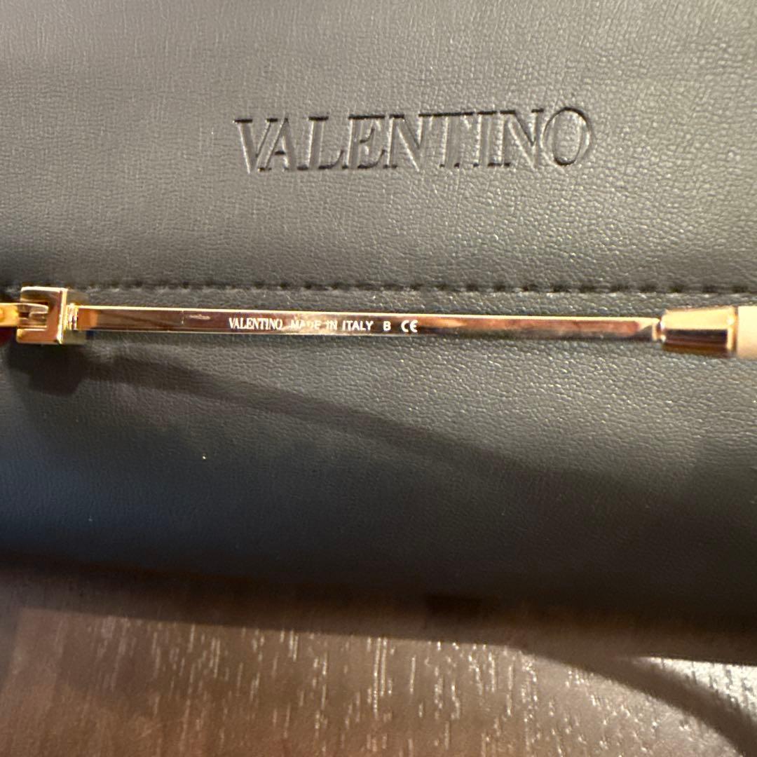 VALENTINO ヴェレンティノ　レディースサングラス