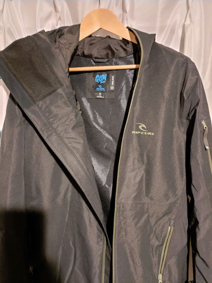 RIP CURL 防水スノーボードジャケット ブラック