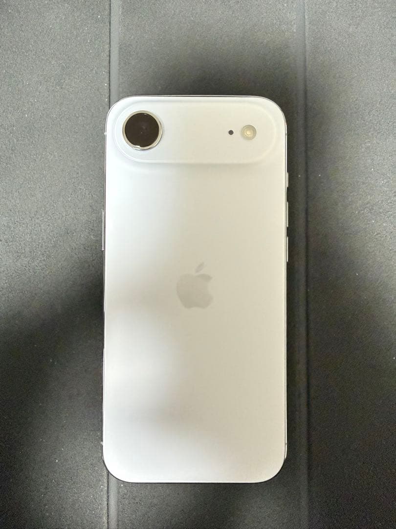 iPhone Air 256GB スカイブルー