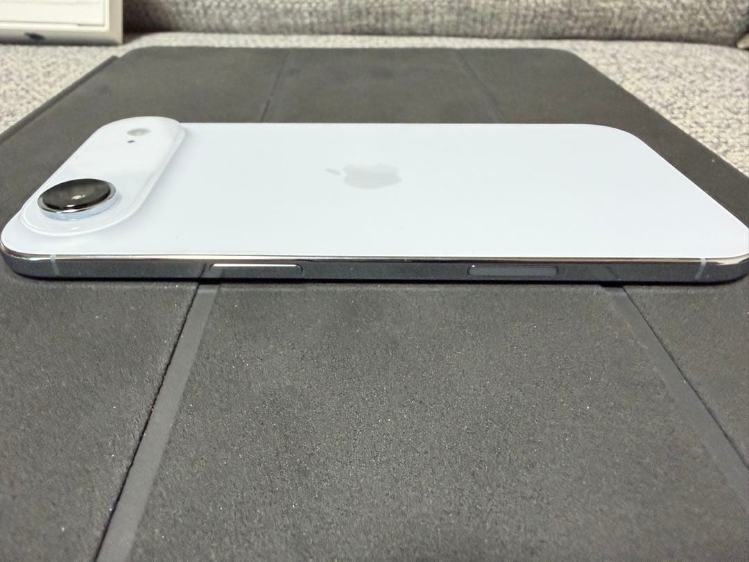 iPhone Air 256GB スカイブルー