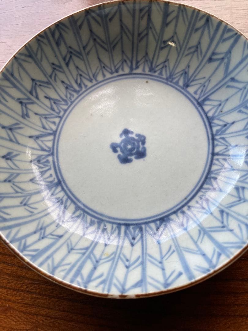 古伊万里　矢羽くらわんか