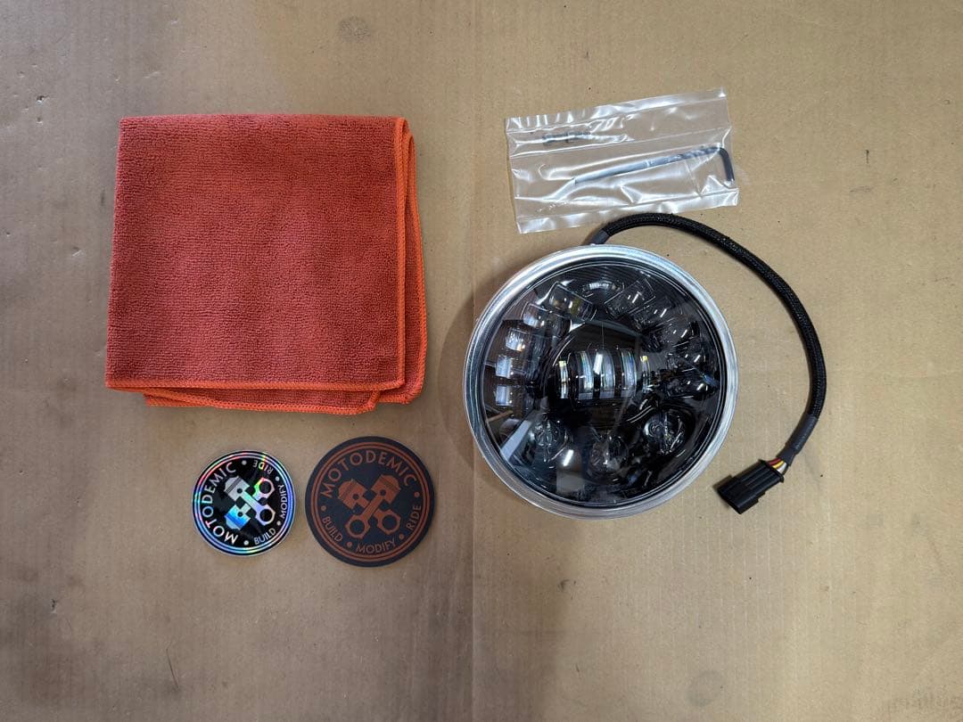 Z900RS モトデミック アダプティブ ヘッドライト 入手不可 激レア 極美品