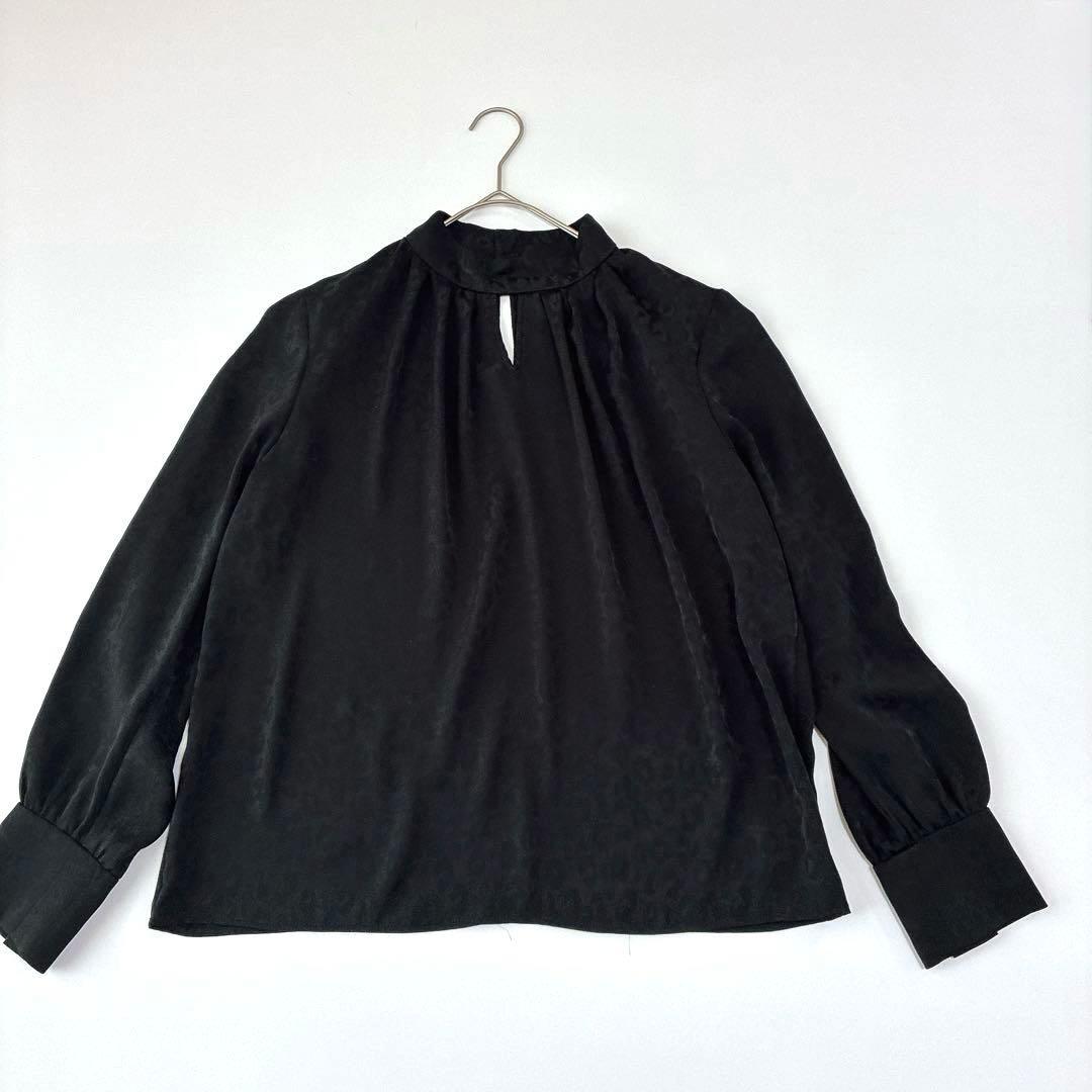 美品ブラックレオパードPINKY&DIANNE スタンドカラージャガードブラウス