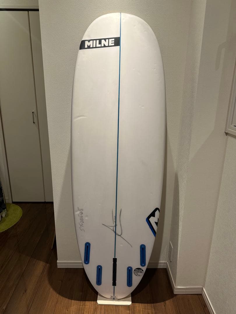 MILNE ショートファン F-2 5,7 (34L)フィン付き サーフボード