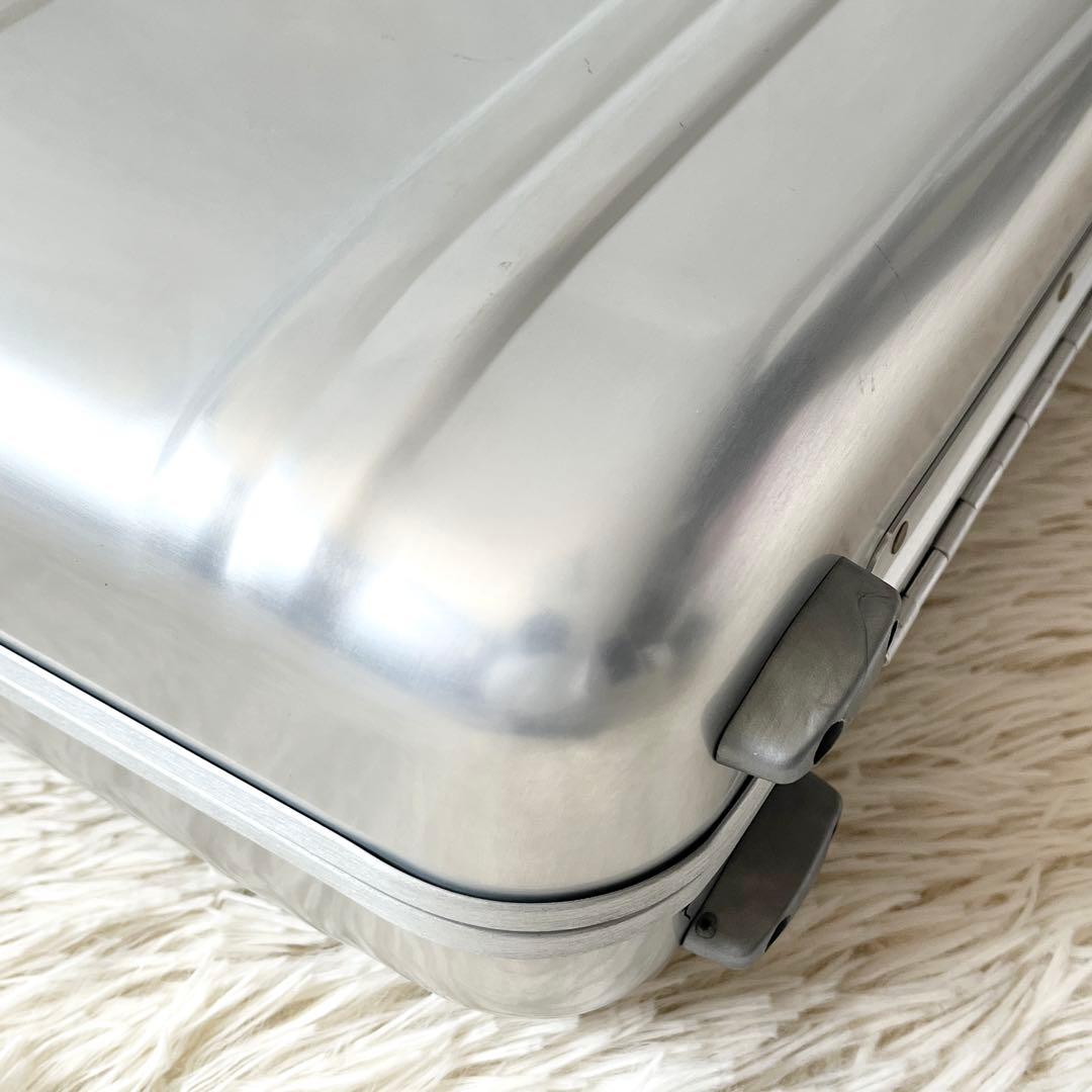 ⭐️未使用級⭐️　ゼロハリバートン　アタッシュケース　アルミケース　シルバー