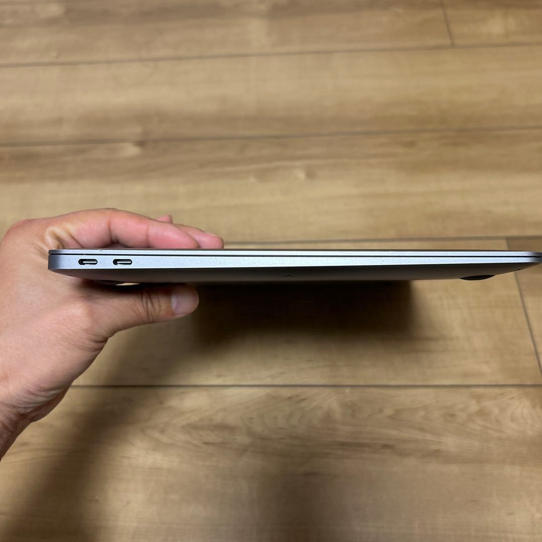 美品MacBook Air 2020 A2337 M1 8GB 250GB