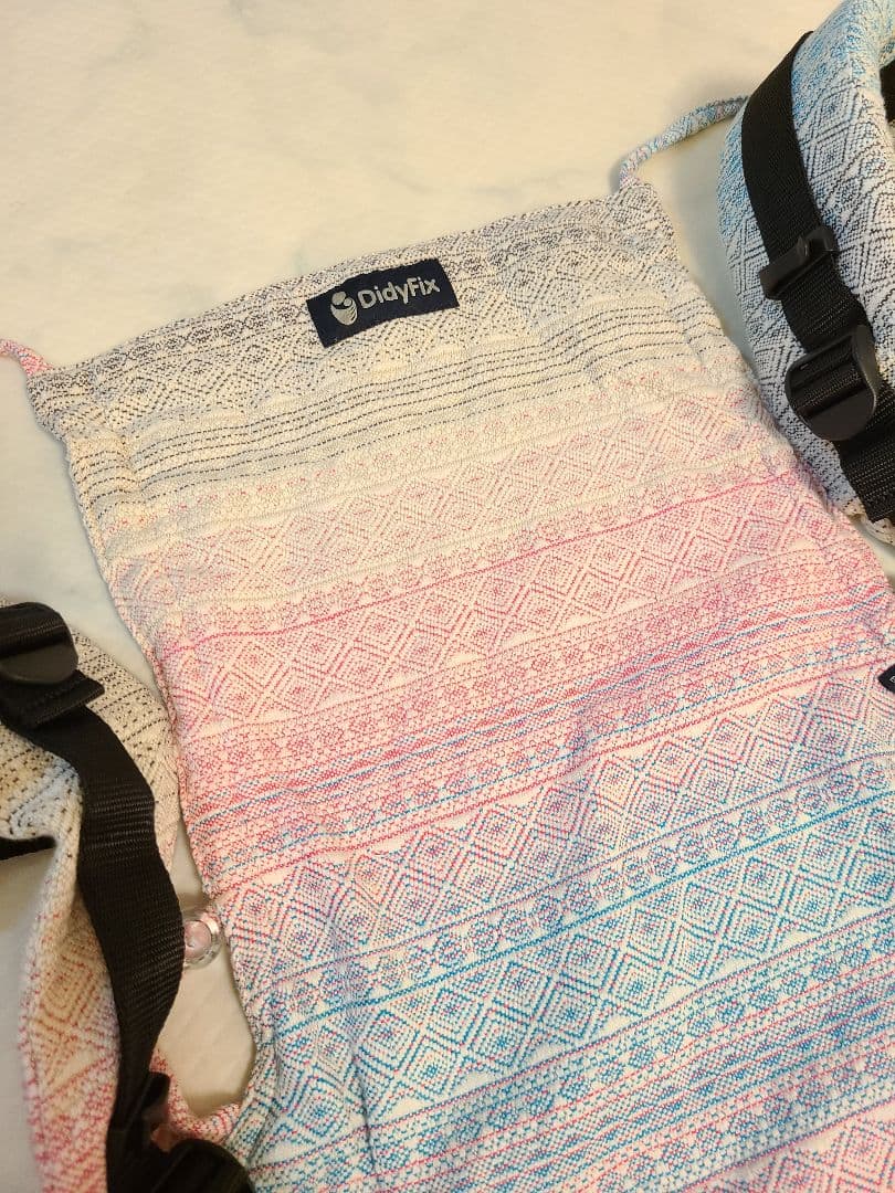 【ほぼ未使用】 DIDYMOS ディディフィックス抱っこ紐 オーロラ