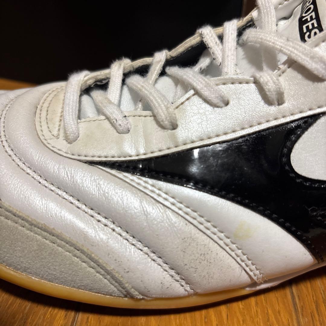 ミズノ　モレリアサラエリート27.5cm