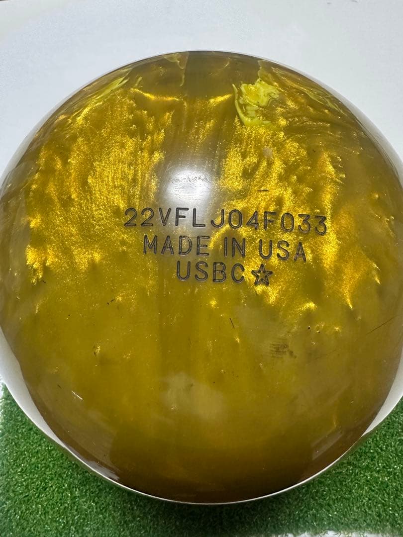 FOREST LOCK ボウリングボール ゴールド