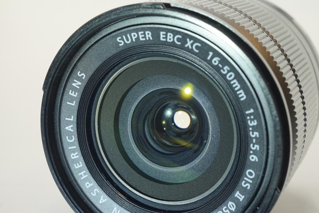 美品　FUJIFILM X-T30 XC16-50mmレンズ付き