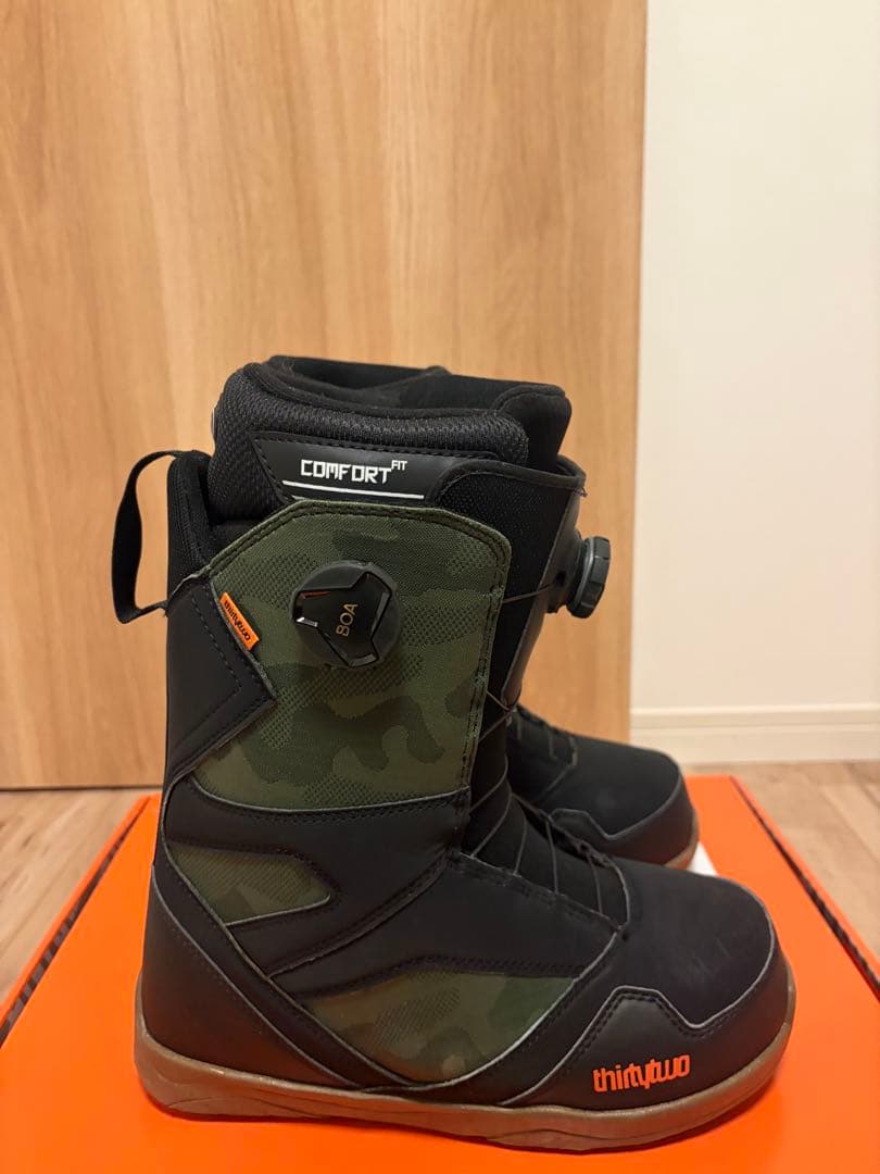 thirtytwo STW DOUBLE BOA スノーボードブーツ