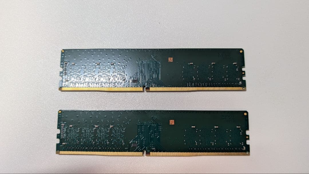 Crucial 16GB DDR4 メモリ 2枚（計32GB）