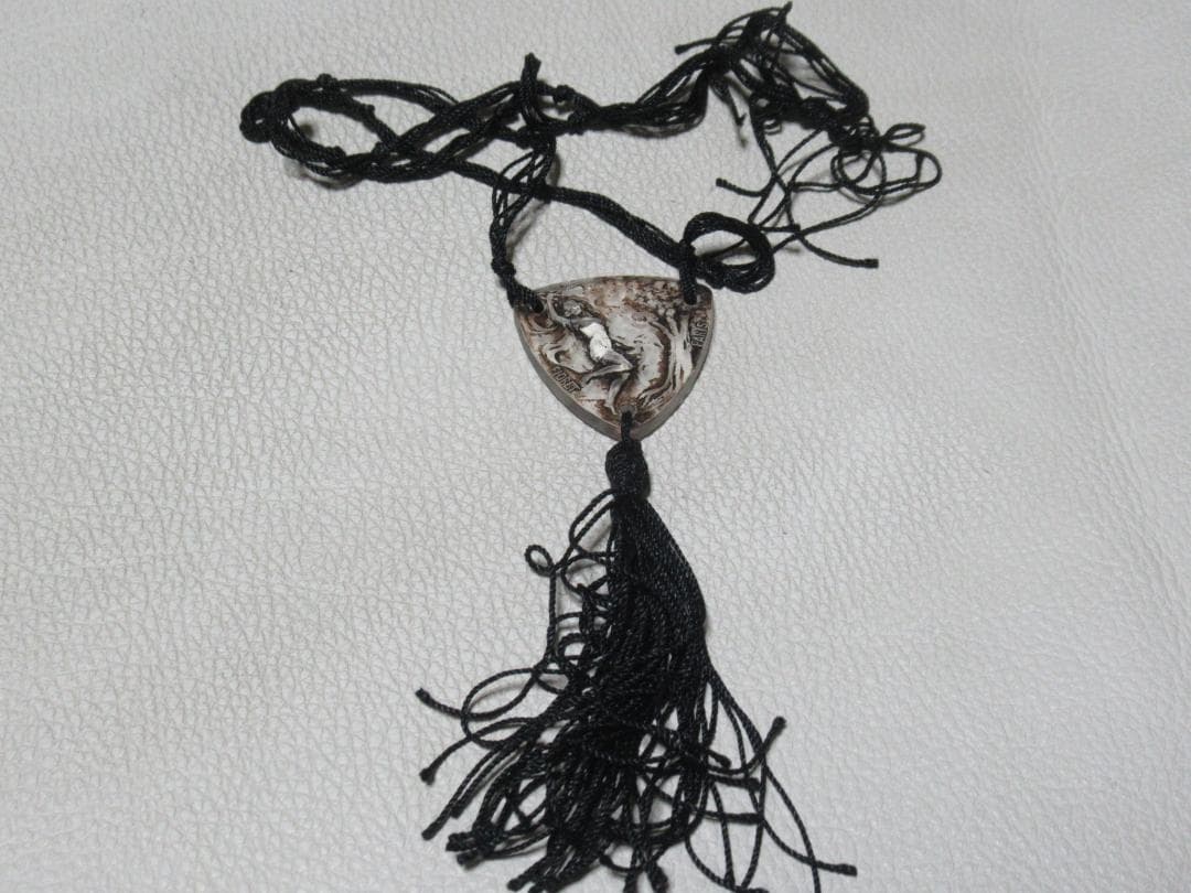 美品1924年作定価22万◆ネ・ラリック『FIORET』ペンダント 黒パチネ彩色