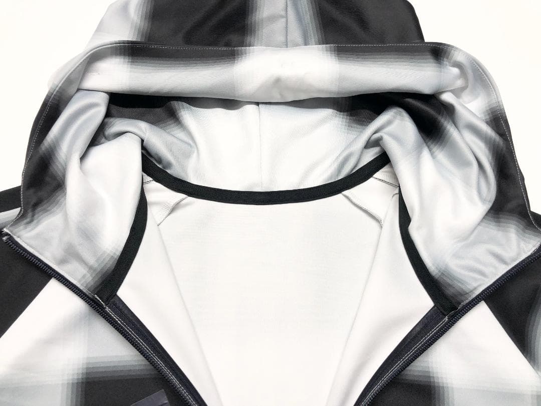 ○★新品未使用　パーリーゲイツ　チェック柄　ジップアップパーカー　1　ネイビー系