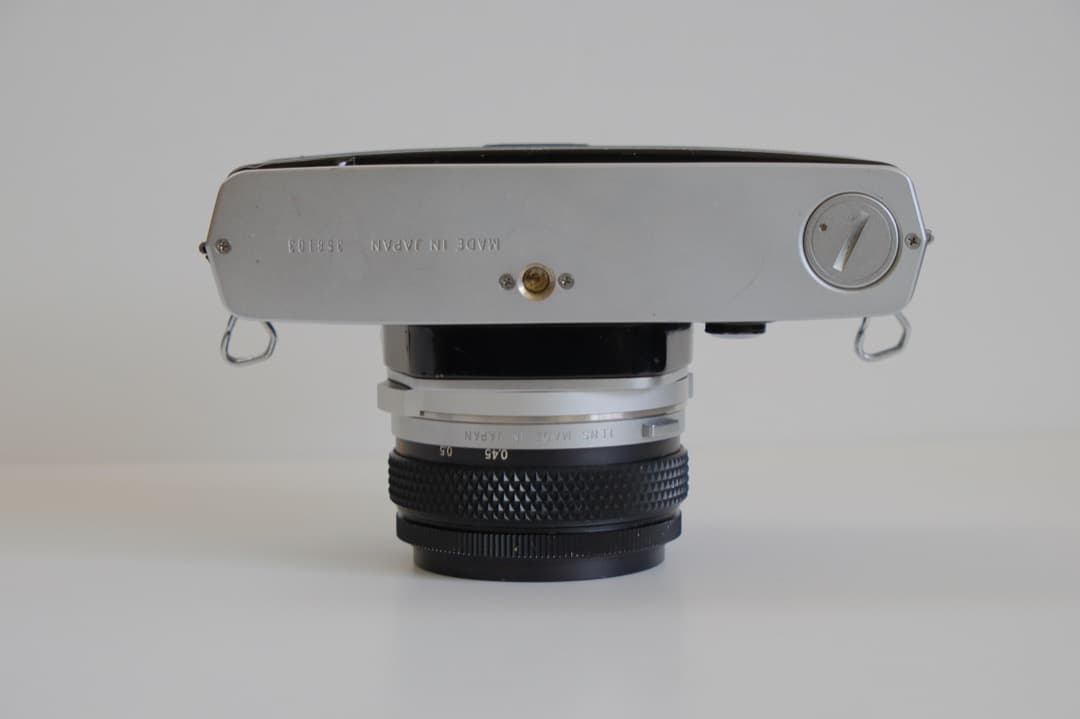 OLYMPUS　OM-1　50mm　f1.8 フィルムカメラ　動作確認済み