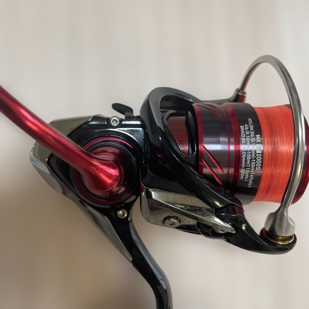 ★*★様 DAIWA 18月下美人　MX LT2000S スピニングリール
