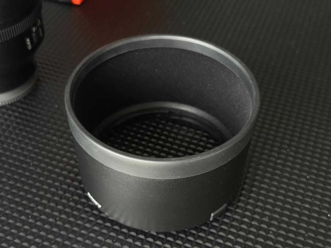 新品同様　SONY FE 135mm F1.8 GM レンズ