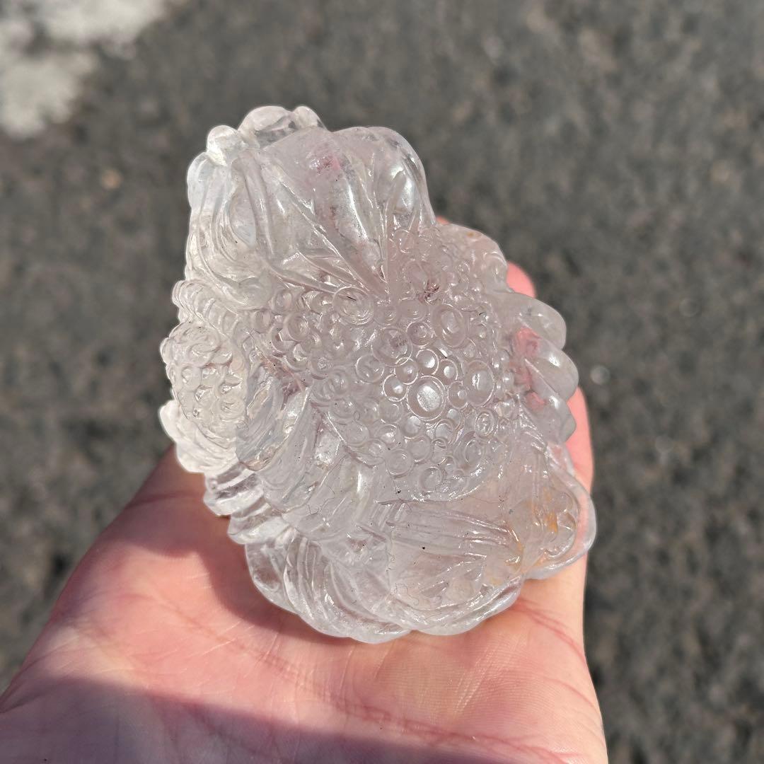 天然石水晶の銭蛙　置物　ご購入前に在庫確認必要G.280