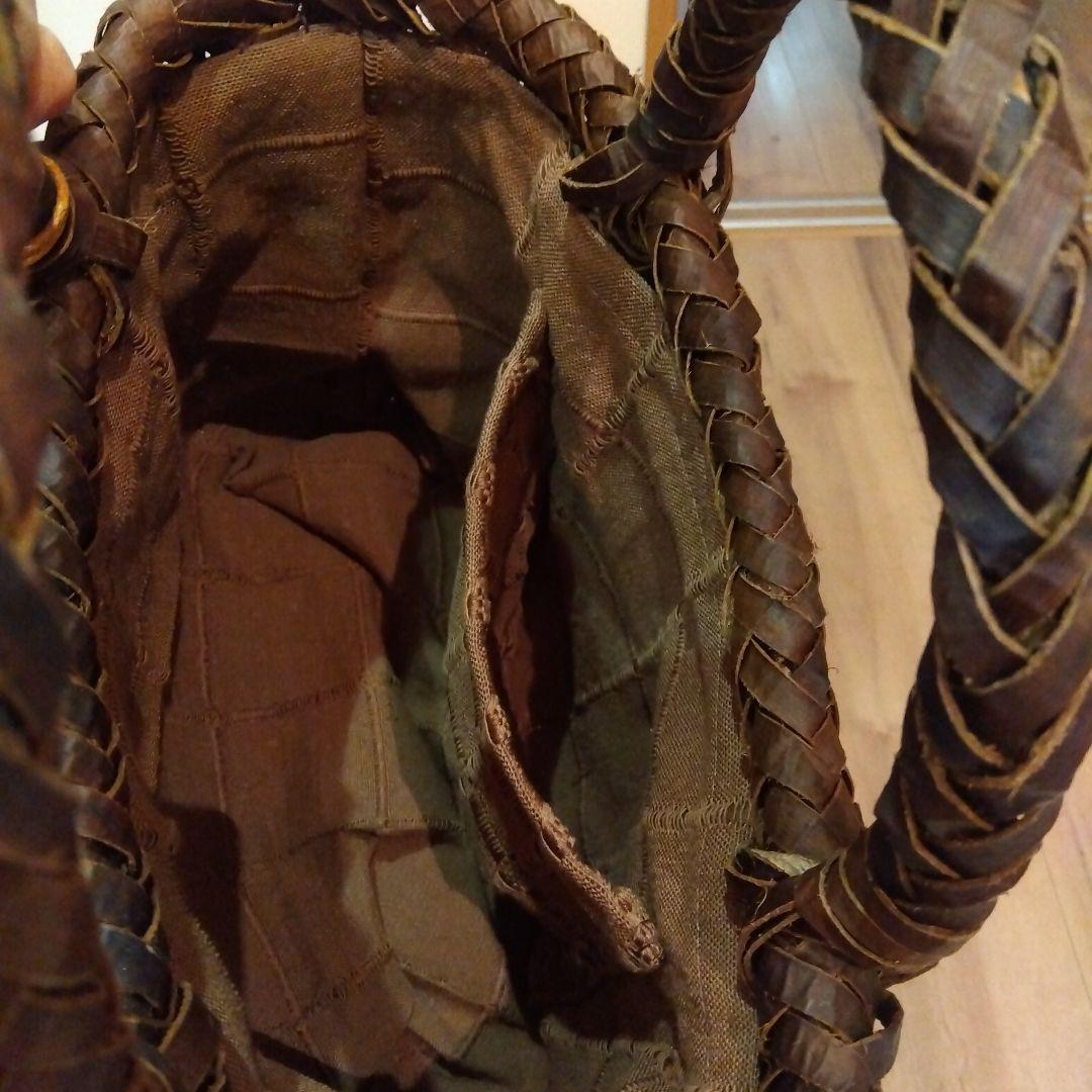 くるみ　あけびのブラウンかごバッグ