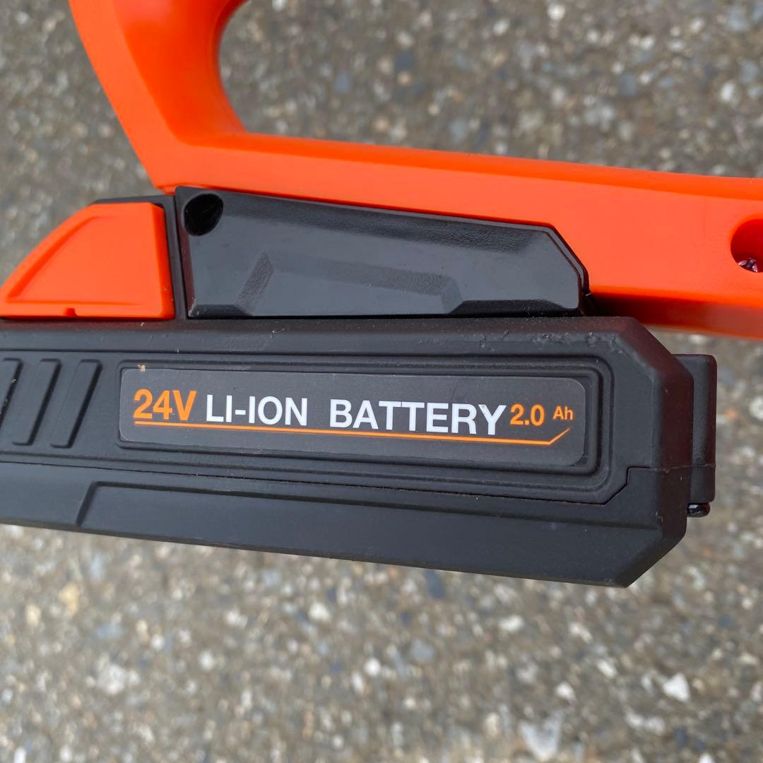 【yard force】コードレス除草耕運機　24v LAC25J P