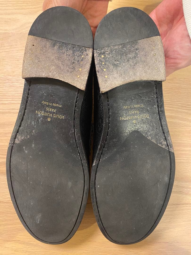 Louis Vuitton ブラック・ヘビ柄 ローファー